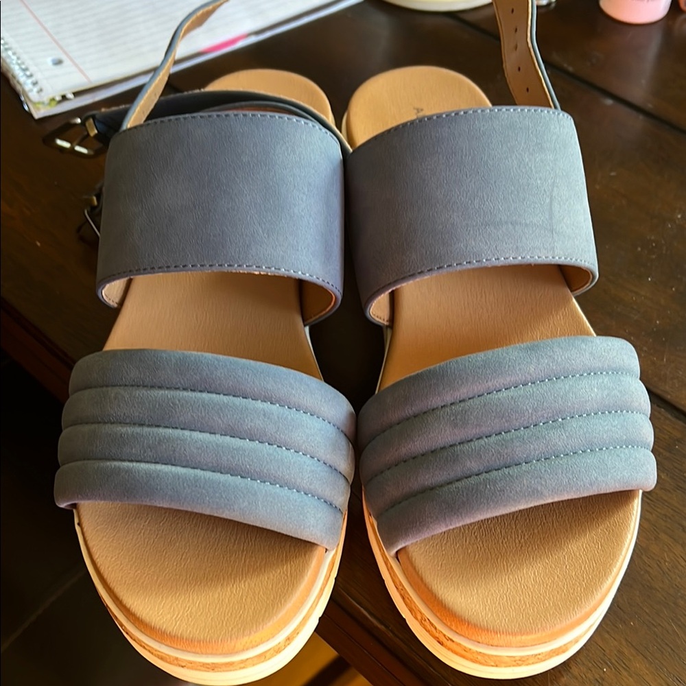 Stylish Women's Sandals in Black and Brown
